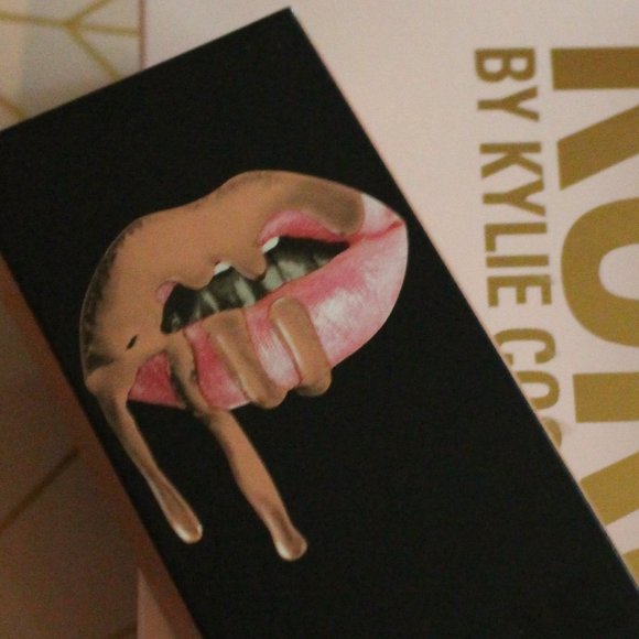 SOLD!💋Kylie Cosmetics Mini Bare Matte Lip Kit - Picture 13 of 14